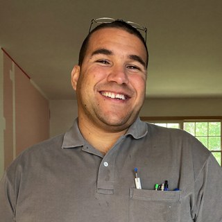 Luis R., electricista en Toronto